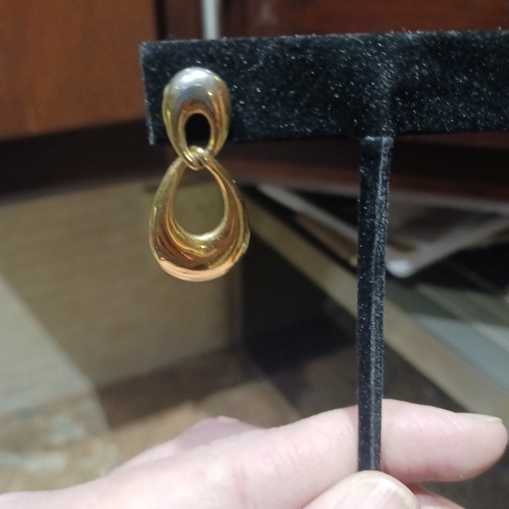 VTG Trifari Gold-tone Double Loop Replacement Earring For Pierced Ears.